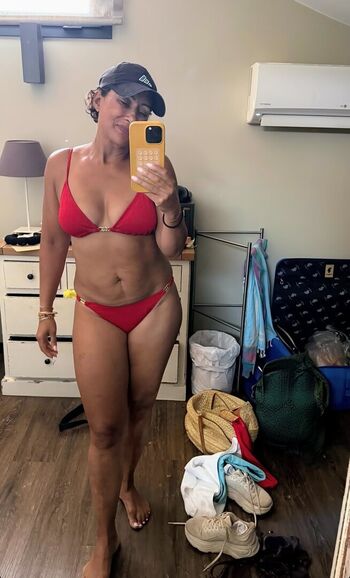 Saira Khan