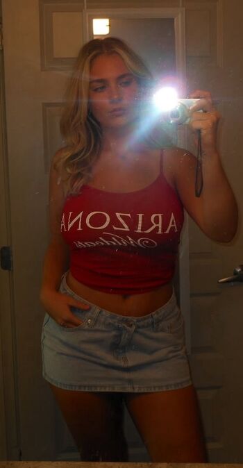 Samantha V