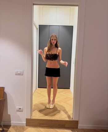 Full leaked Sarabella harris page private onlyfans photo