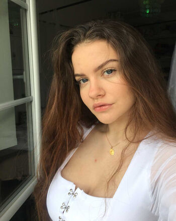 Full leaked Sarahhbl page private onlyfans photo