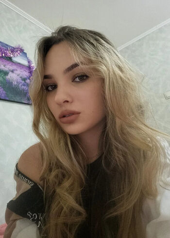 Sasha Bloom