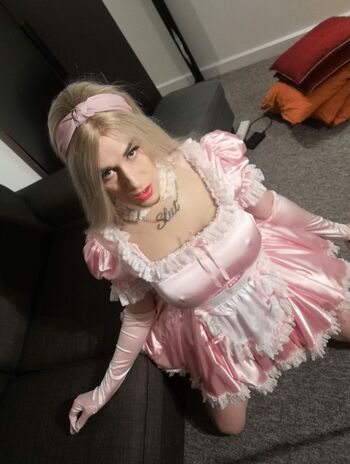 Full leaked Satin silk private onlyfans photo