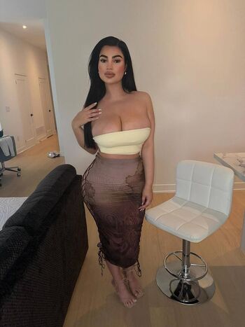 Savala Tee