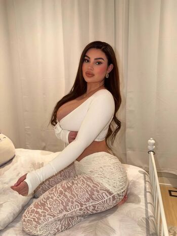 Savala Tee