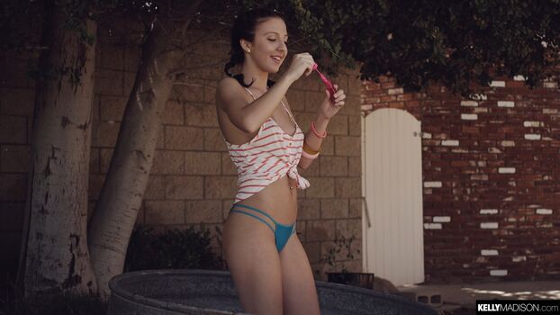 Selena Stone