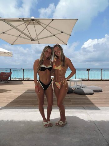Full leaked Sentnert twins private onlyfans photo