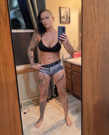 Sexy Workout Babe