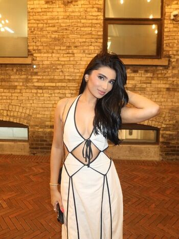 Shabreen Sabeer