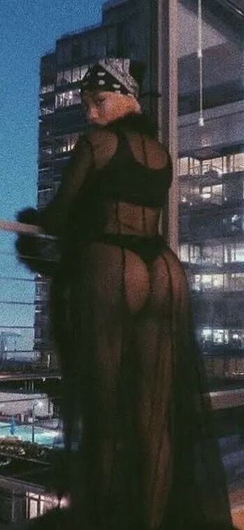 Full leaked Littlechynese/ private onlyfans photo