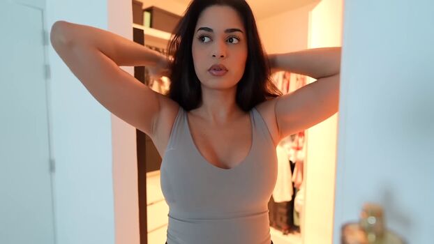 Full leaked Shirin azami page private onlyfans photo