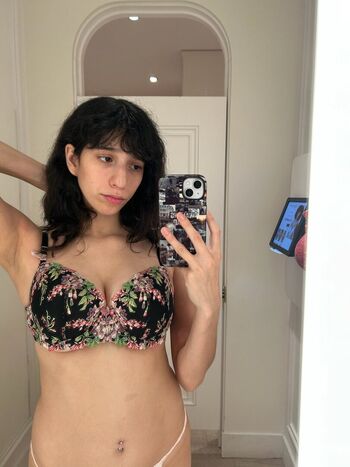 Full leaked Skyeesiren private onlyfans photo
