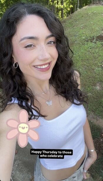 Full leaked Skyytea private onlyfans photo