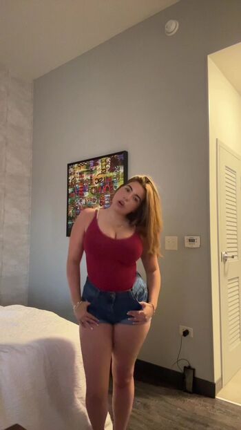 Full leaked Mimma mawa/ private onlyfans photo