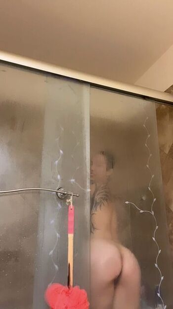 Full leaked Sofieng private onlyfans photo
