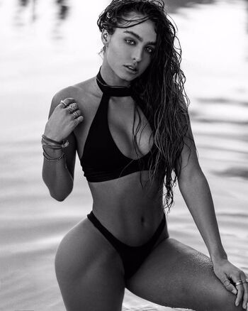 Sommer Ray