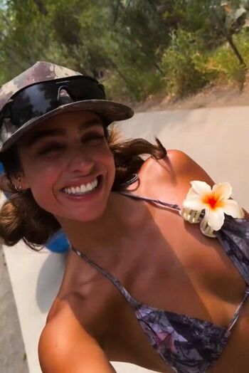 Sommer Ray