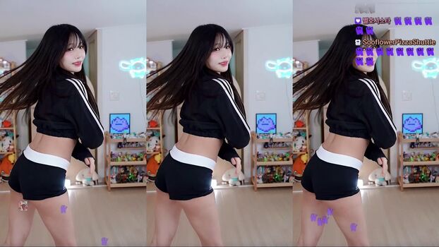 Full leaked Sooflower page private onlyfans photo