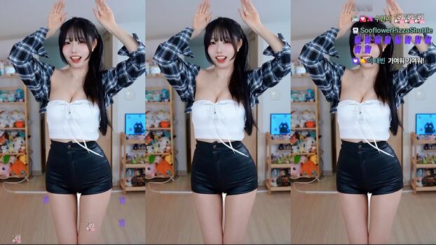 Full leaked Sooflower page private onlyfans photo