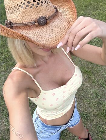 Full leaked Starletnova private onlyfans photo