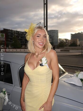 Full leaked Starletnova private onlyfans photo
