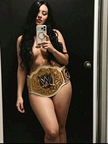 Stephanie Vaquer