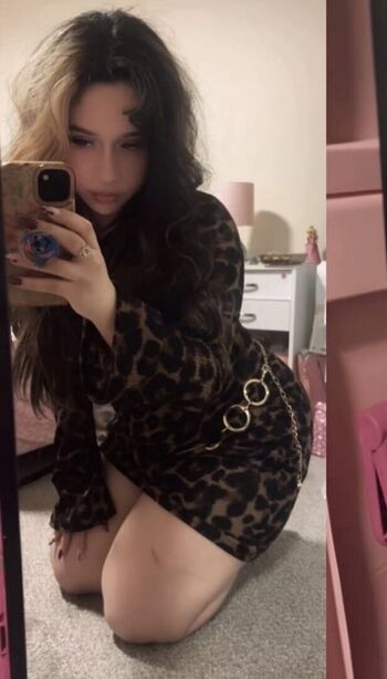 Full leaked Strawbewie buni private onlyfans photo
