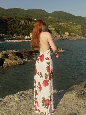 Full leaked Strawbz private onlyfans photo