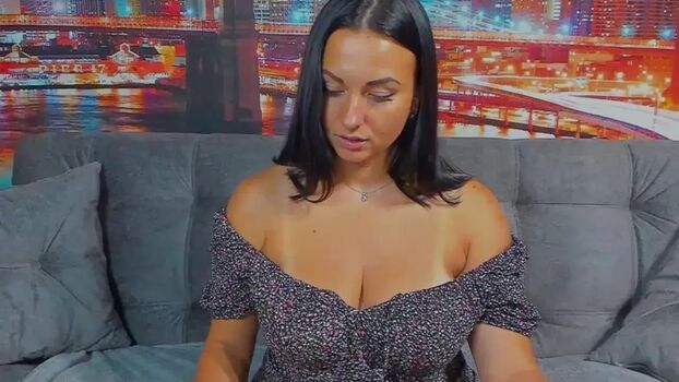 stuning_lily