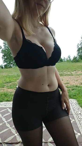 Full leaked Submissiveplz private onlyfans photo