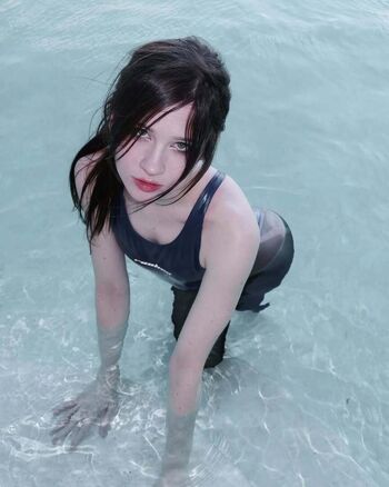 Full leaked Swimsuit private onlyfans photo