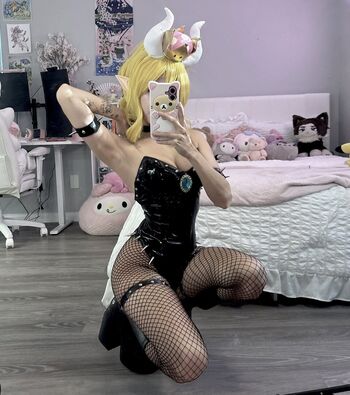 Full leaked Sylviedh private onlyfans photo