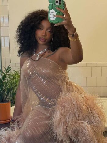 Full leaked Pirayenole/ private onlyfans photo