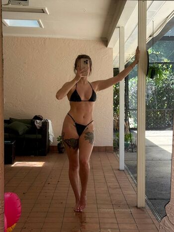 Full leaked Tabsx private onlyfans photo