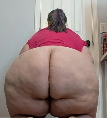 Tattooed_Chubby
