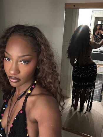 Full leaked Cindymello/ private onlyfans photo
