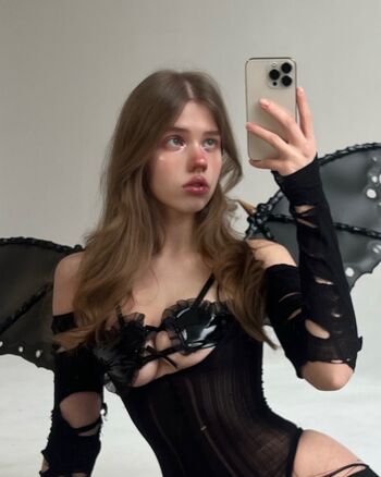 Full leaked Zoweybunny/ private onlyfans photo