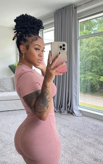 therealbombshell_mint