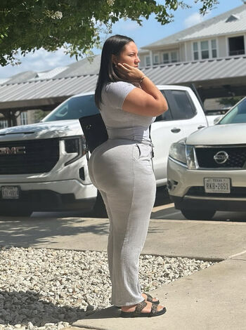 Thick Baddie