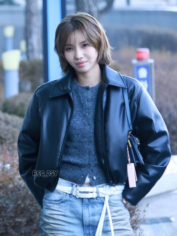tiny.pretty.j