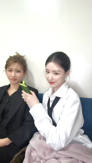 tiny.pretty.j