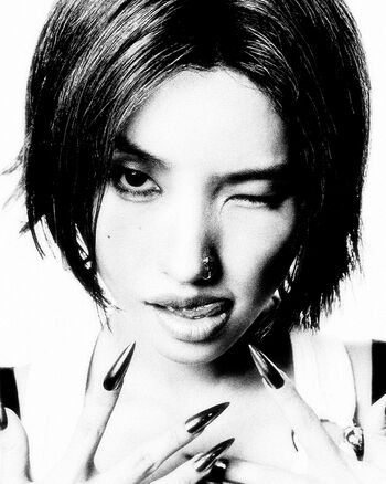 tiny.pretty.j