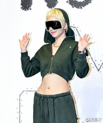 tiny.pretty.j