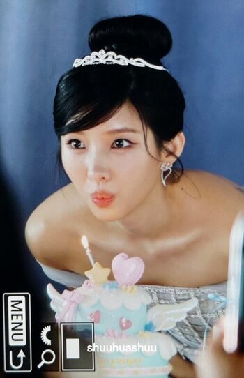 tiny.pretty.j