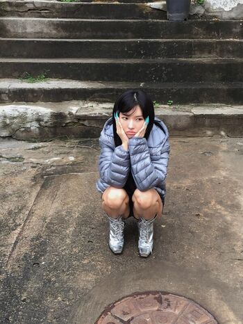 tiny.pretty.j