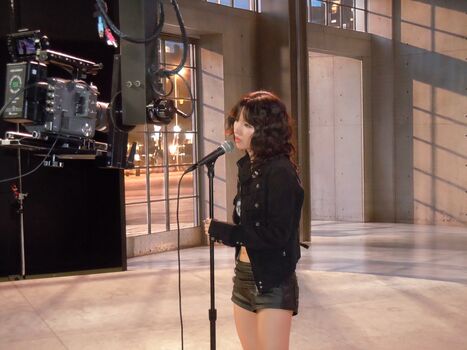tiny.pretty.j