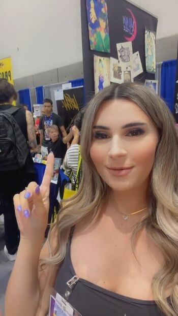 Full leaked Cchristineabadir/ private onlyfans photo