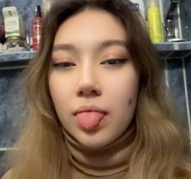 Full leaked Xlucy / private onlyfans photo