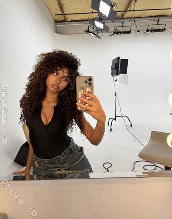 Full leaked Vena private onlyfans photo