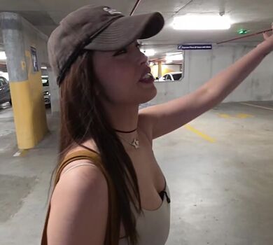 Valkyrae