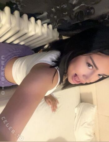 Full leaked Valonaash page private onlyfans photo